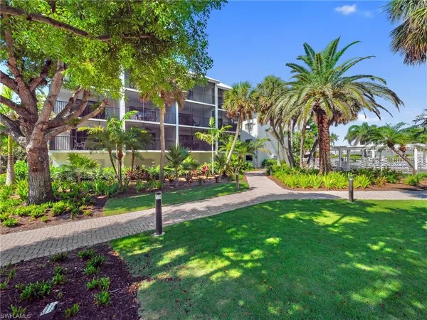 $399,900 | 3113 Tennis Villas, Captiva, FL 33924