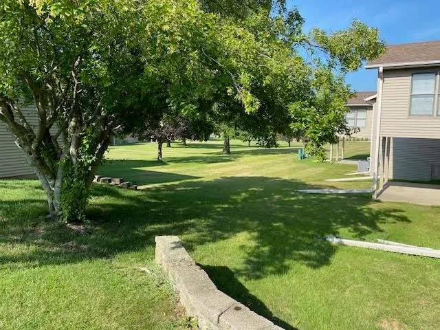 $199,900 | 1911 Mustang Court, Freeport, IL 61032