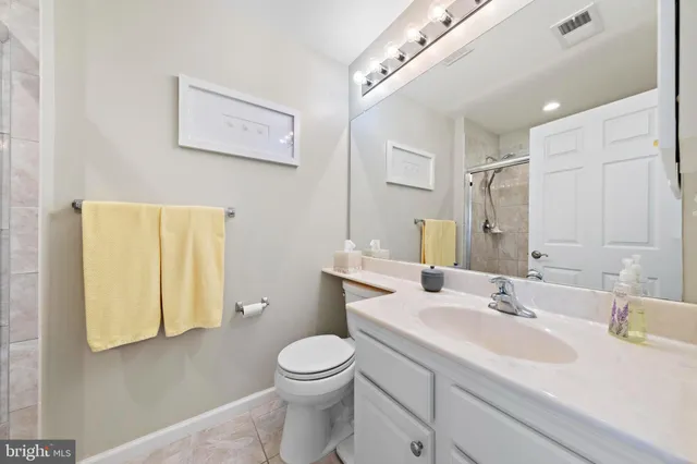 $729,000 | 32 West Navasink Drive, Little Egg Harbor, NJ 08087