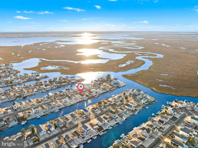 $729,000 | 32 West Navasink Drive, Little Egg Harbor, NJ 08087