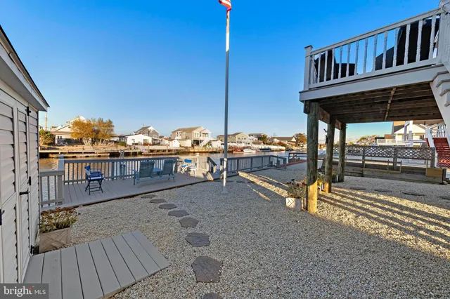 $729,000 | 32 West Navasink Drive, Little Egg Harbor, NJ 08087