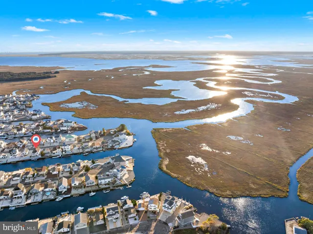 $729,000 | 32 West Navasink Drive, Little Egg Harbor, NJ 08087