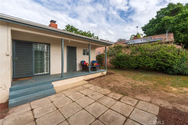 $860,000 | 2530 Van Wick Street, Inglewood, CA 90303