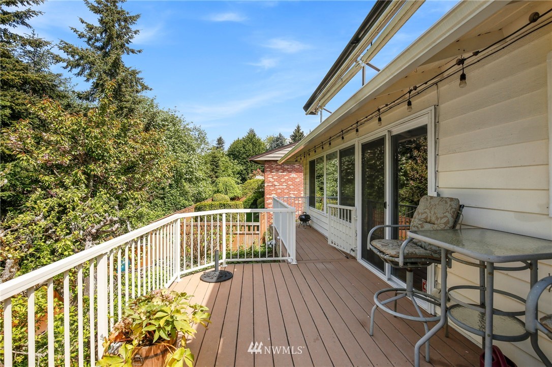 1709 Jones Drive Southeast Renton, WA 98055 - Photo 22 of 28 Gallery Image 22