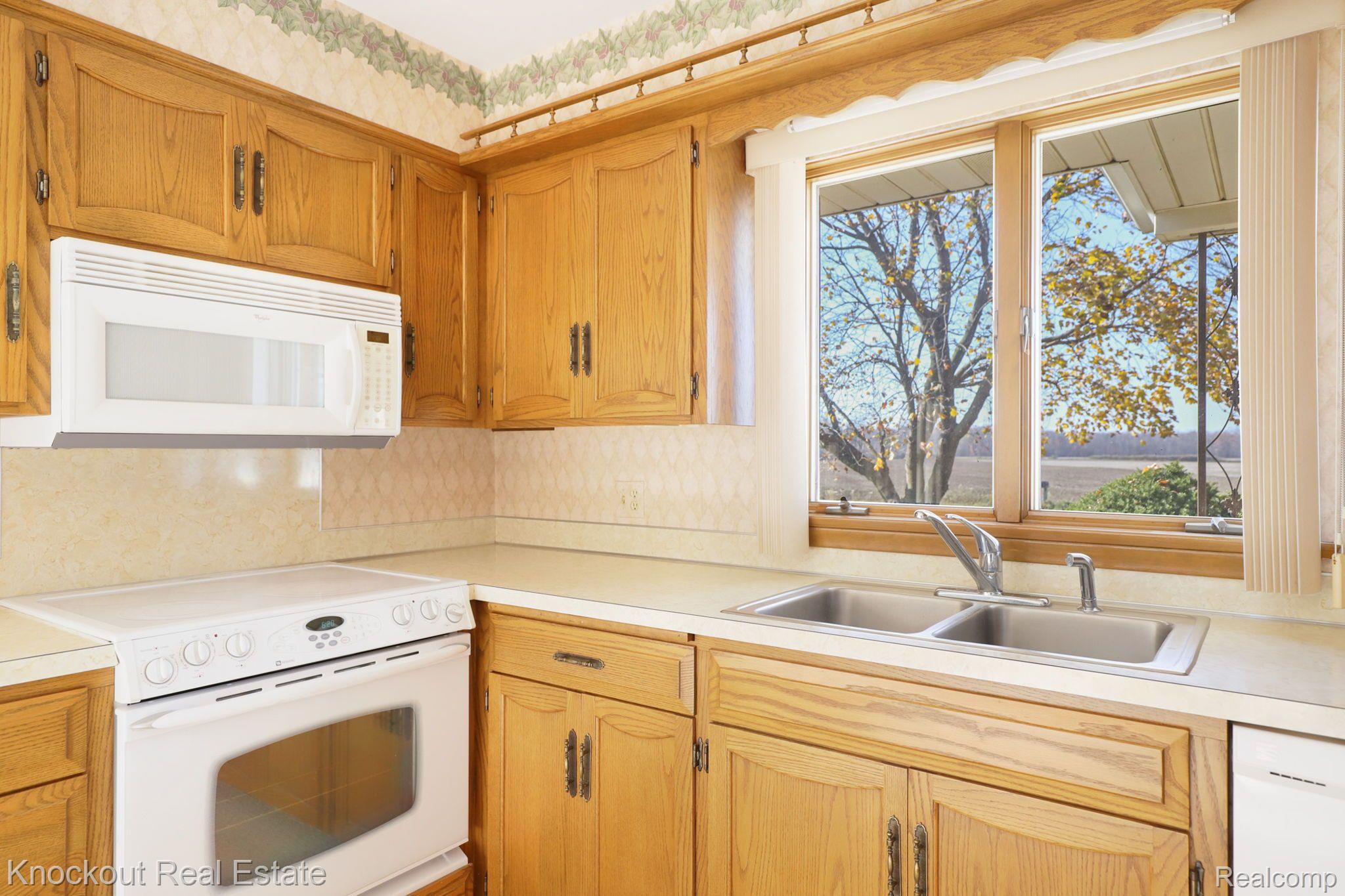 8853 South Reese Road Birch Run, MI 48415 - Photo 20 of 59 Gallery Image 20