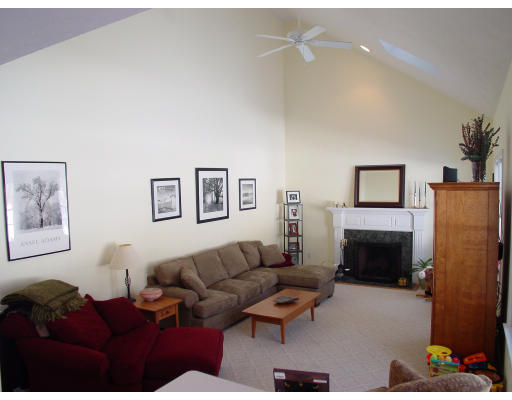54 Corn Road Bolton, MA 01740 - Photo 8 of 13