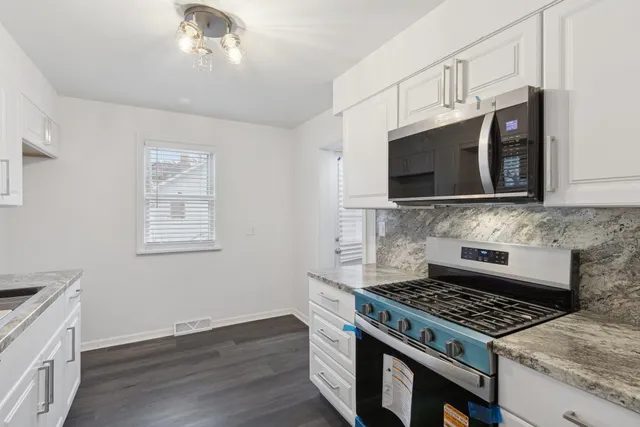 $215,000 | 2111 Bell Avenue, Rockford, IL 61103