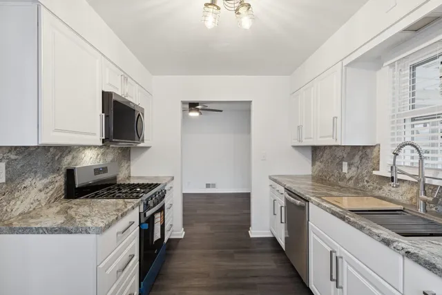 $215,000 | 2111 Bell Avenue, Rockford, IL 61103