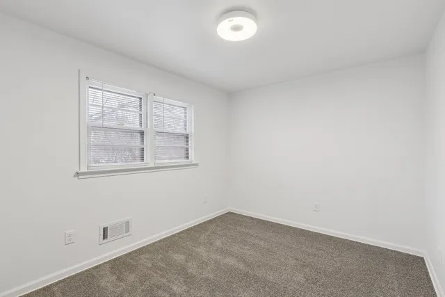 $215,000 | 2111 Bell Avenue, Rockford, IL 61103