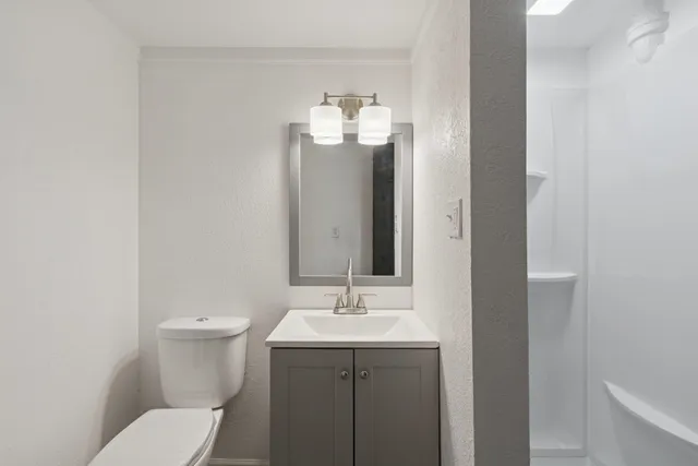 $215,000 | 2111 Bell Avenue, Rockford, IL 61103