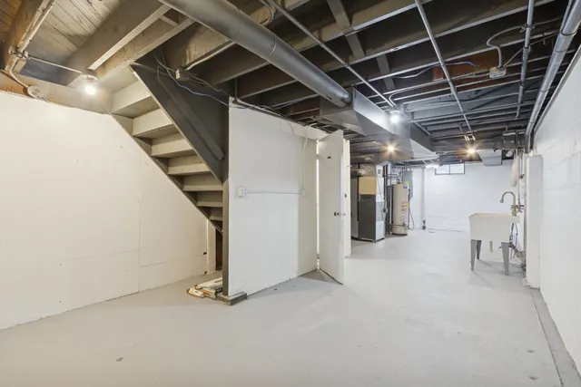 $215,000 | 2111 Bell Avenue, Rockford, IL 61103