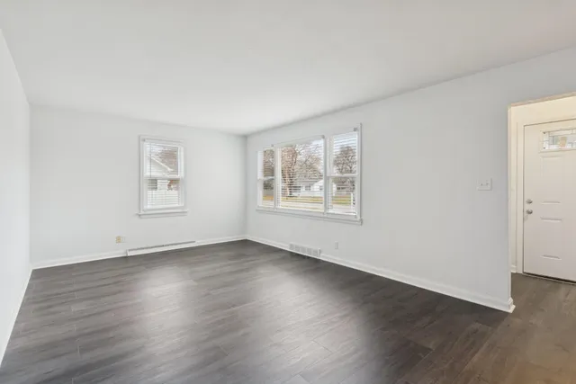 $215,000 | 2111 Bell Avenue, Rockford, IL 61103