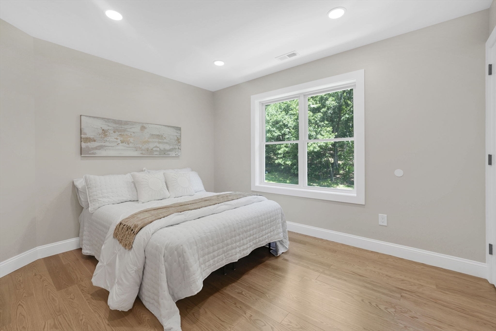 139 Middle Road Southampton, MA 01073 - Photo 29 of 42