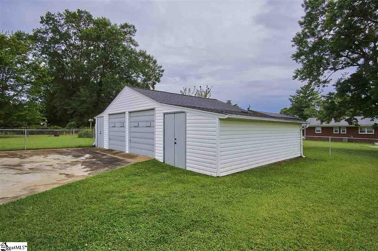 1719 West Parker Road Greenville, SC 29617 - Photo 19 of 23 Gallery Image 19