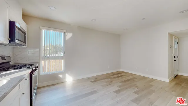 $3,665 | 252 Rosemont Avenue, Unit 2, Los Angeles, CA 90026