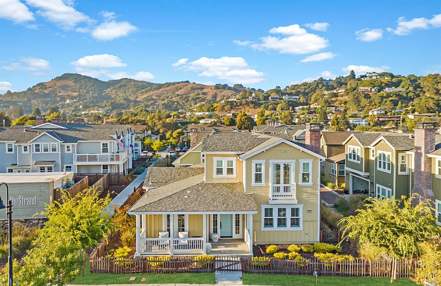 126 Loch Lomond Drive San Rafael, CA 94901 - Photo 1 of 1 Gallery Image 1