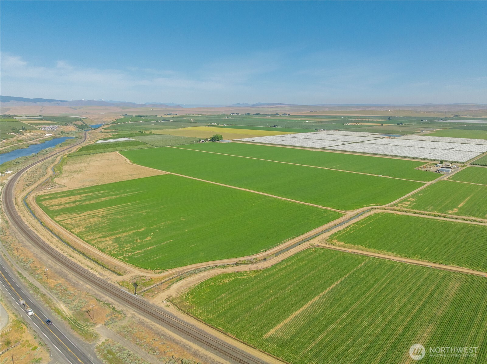 19527 Nw Road Quincy, WA 98848 - Photo 2 of 32