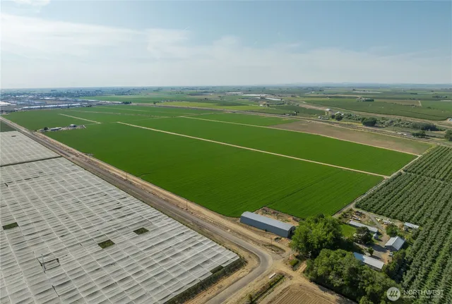 $2,950,000 | 19527 Nw Road, Quincy, WA 98848