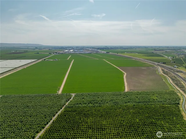 $2,950,000 | 19527 Nw Road, Quincy, WA 98848