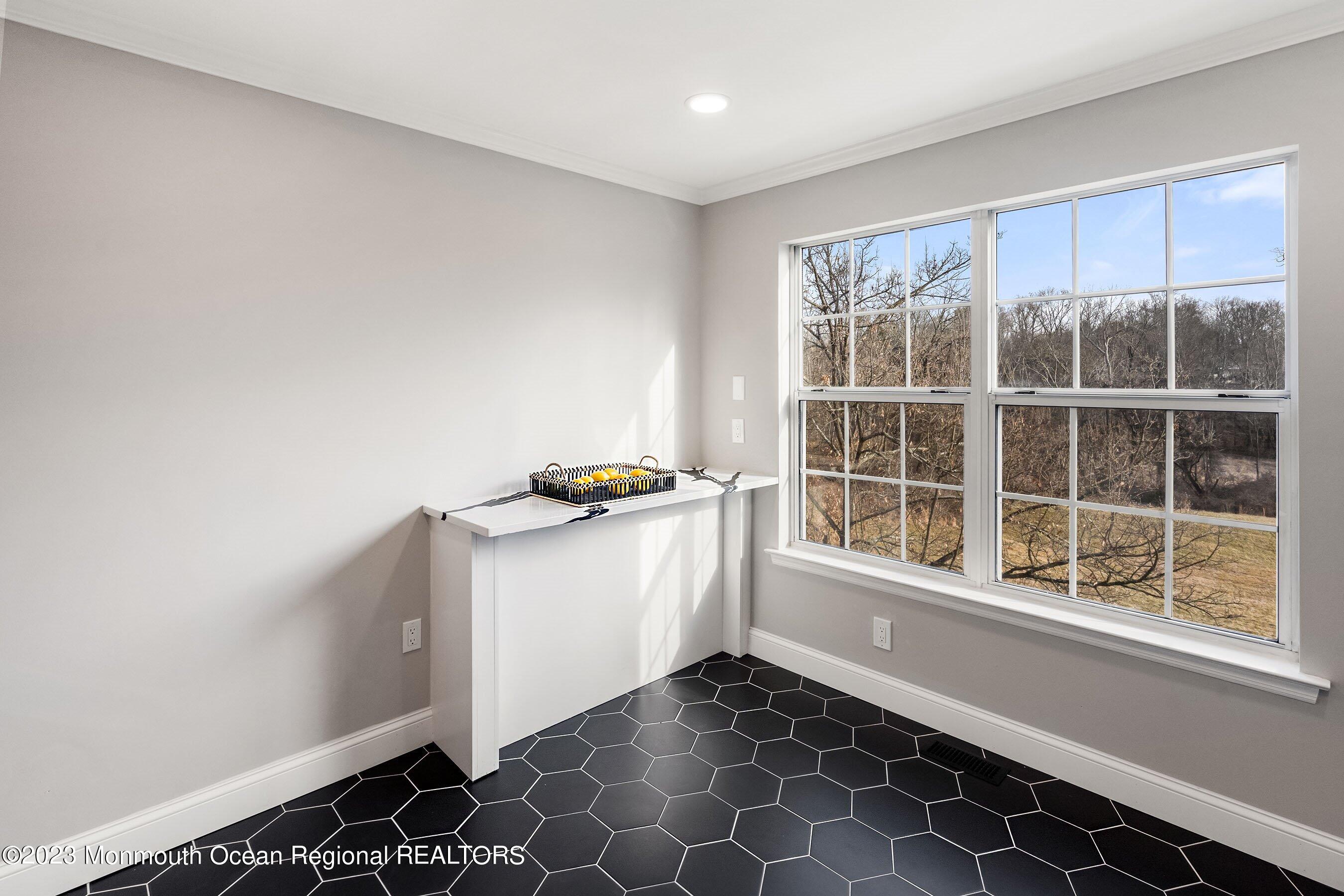 517 Brickhouse Road Princeton, NJ 08540 - Photo 9 of 25 19-Kitchen 1C