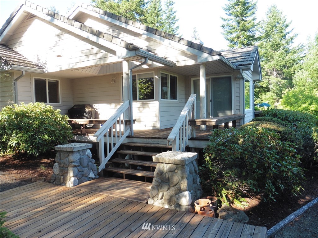 380 East Old Ranch Road Allyn, WA 98524 - Photo 3 of 25 Gallery Image 3