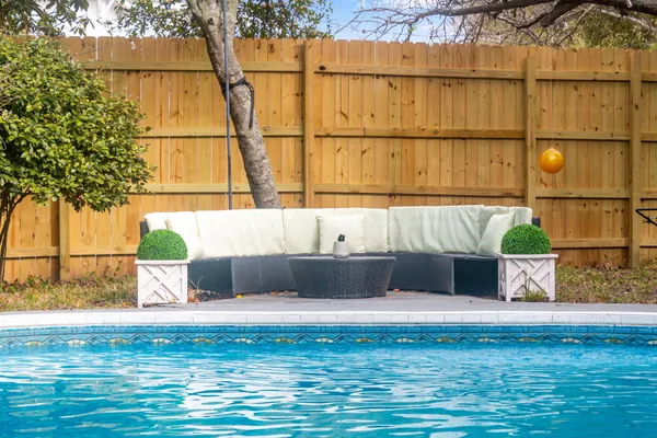 $619,000 | 621 Sea Oats Drive, Destin, FL 32541