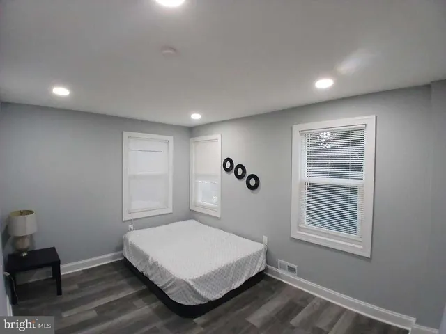 $220,000 | 300 Denison Street, Baltimore, MD 21229