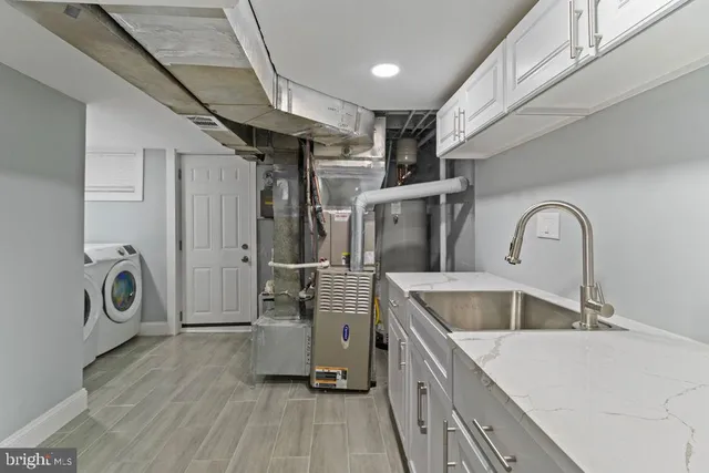 $220,000 | 300 Denison Street, Baltimore, MD 21229