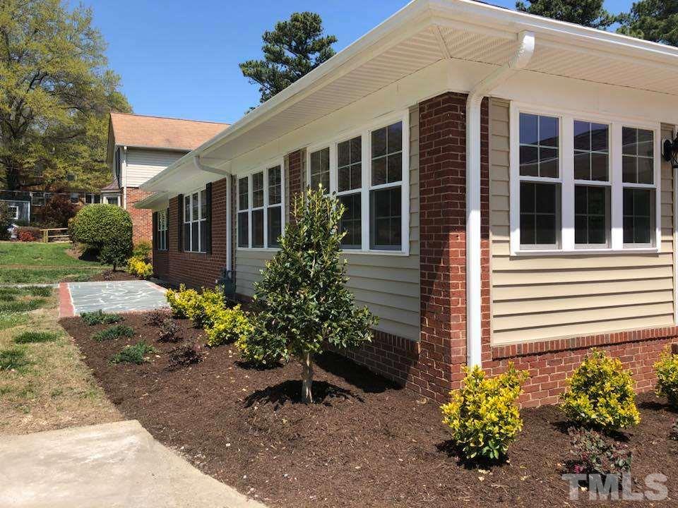 604 Gordon Street Roxboro, NC 27573 - Photo 3 of 25