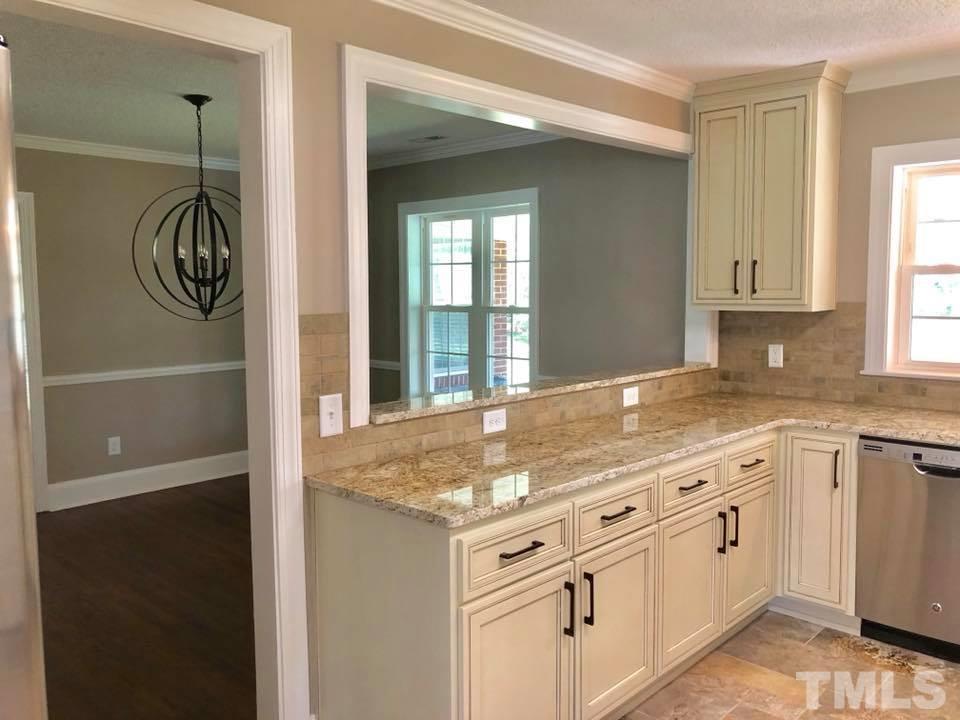 604 Gordon Street Roxboro, NC 27573 - Photo 6 of 25