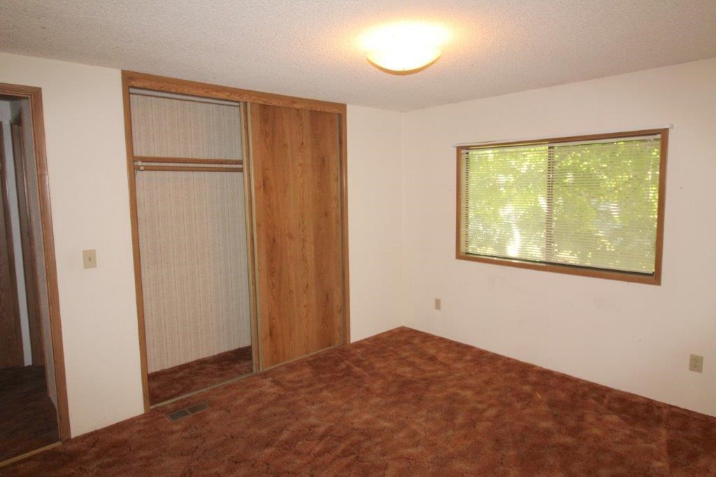 9411 South Sherman Road Spokane, WA 99224 - Photo 10 of 20