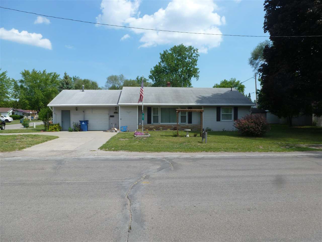 601 Ridge Road Bay City, MI 48708 - Photo 23 of 23