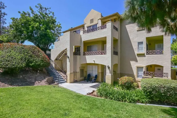 $3,500 | 787 Brookstone Road, Unit 103, Chula Vista, CA 91913