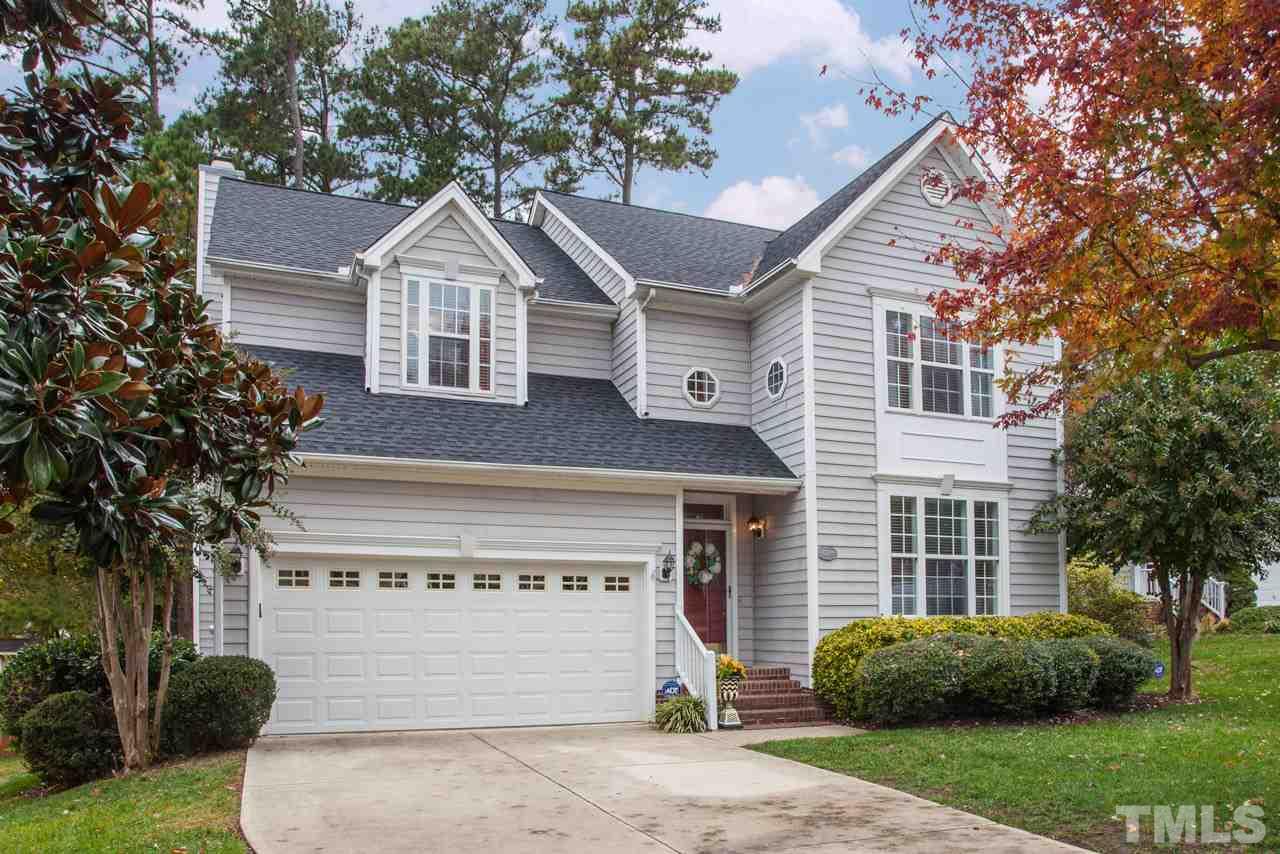 8523 Guerro Court Raleigh, NC 27613 - Photo 2 of 25 Welcome home to this 4 bed/3 bed + bonus, 2 1/2 bath beauty in ever popular Eastwinds.
