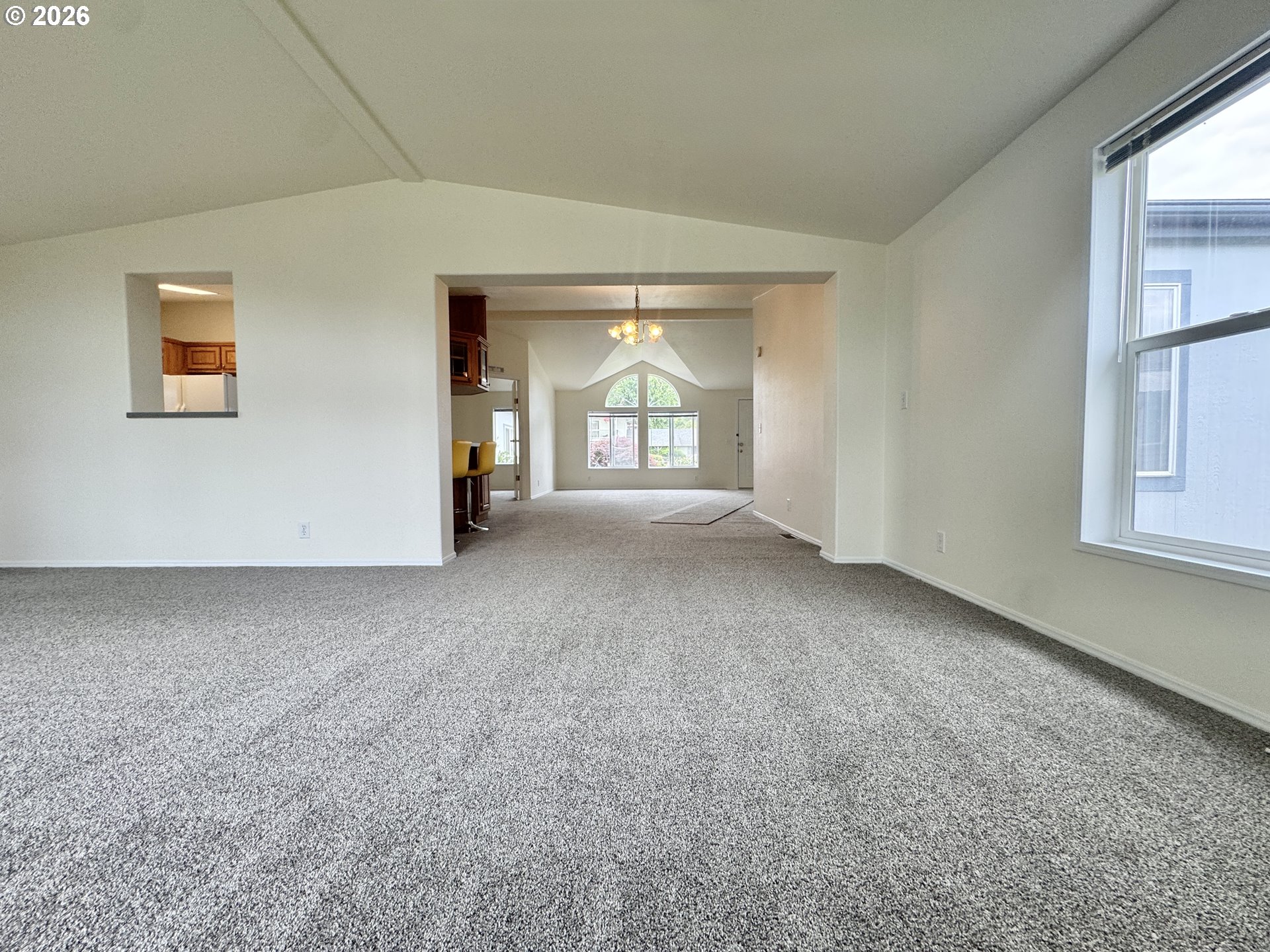 962 Rainbow Drive Springfield, OR 97477 - Photo 17 of 48 Breakfast Area