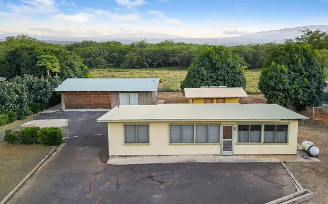 $1,600,000 | 69-1765 Puako Beach Drive, Kamuela, HI 96743