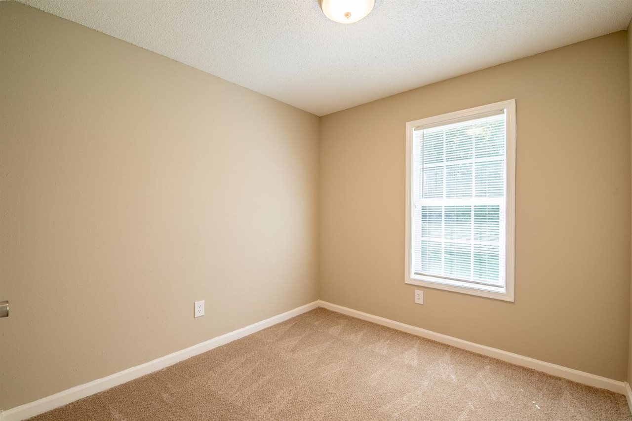 4869 Chevron Road Memphis, TN 38118 - Photo 15 of 23