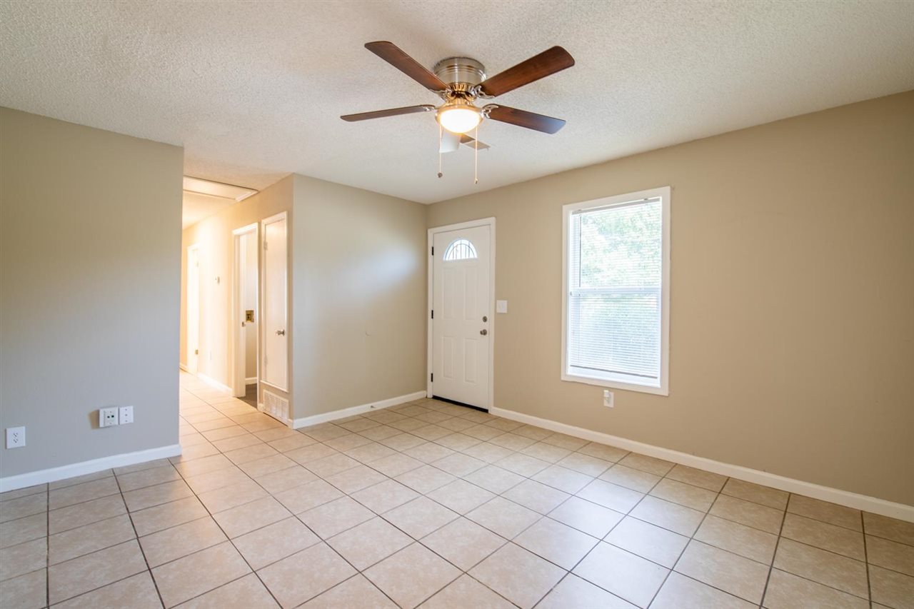 4869 Chevron Road Memphis, TN 38118 - Photo 7 of 23