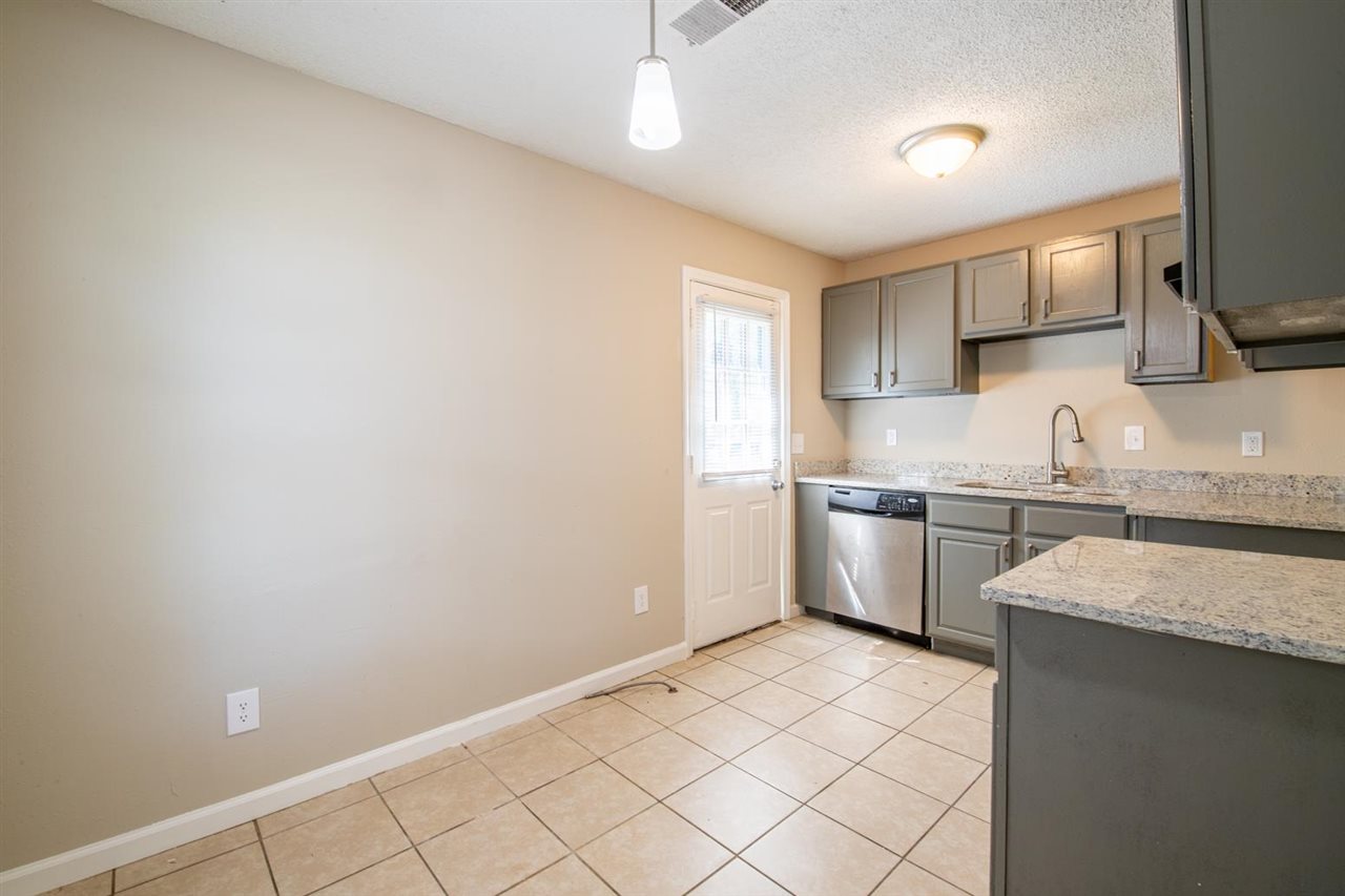 4869 Chevron Road Memphis, TN 38118 - Photo 9 of 23