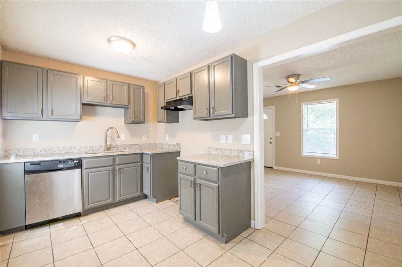 4869 Chevron Road Memphis, TN 38118 - Photo 10 of 23