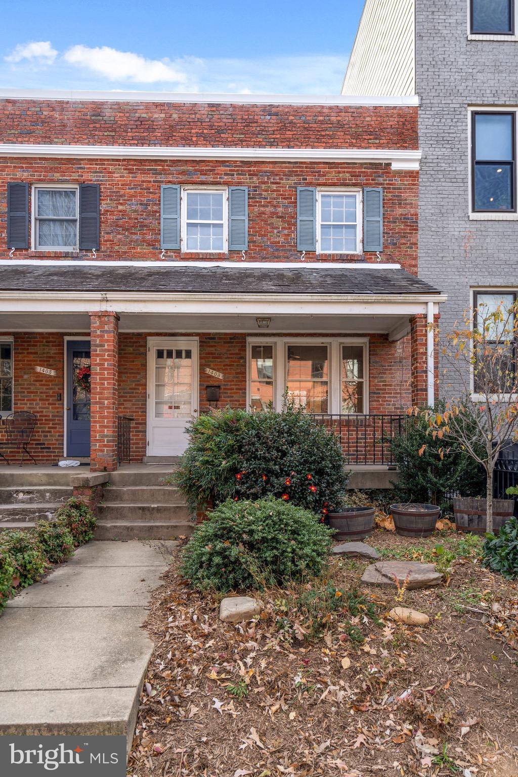 1403 K Street Southeast Washington, DC 20003 - Photo 40 of 74 a front view of house with yard