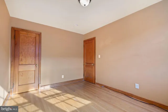 $2,990 | 1403 K Street Southeast, Washington, DC 20003