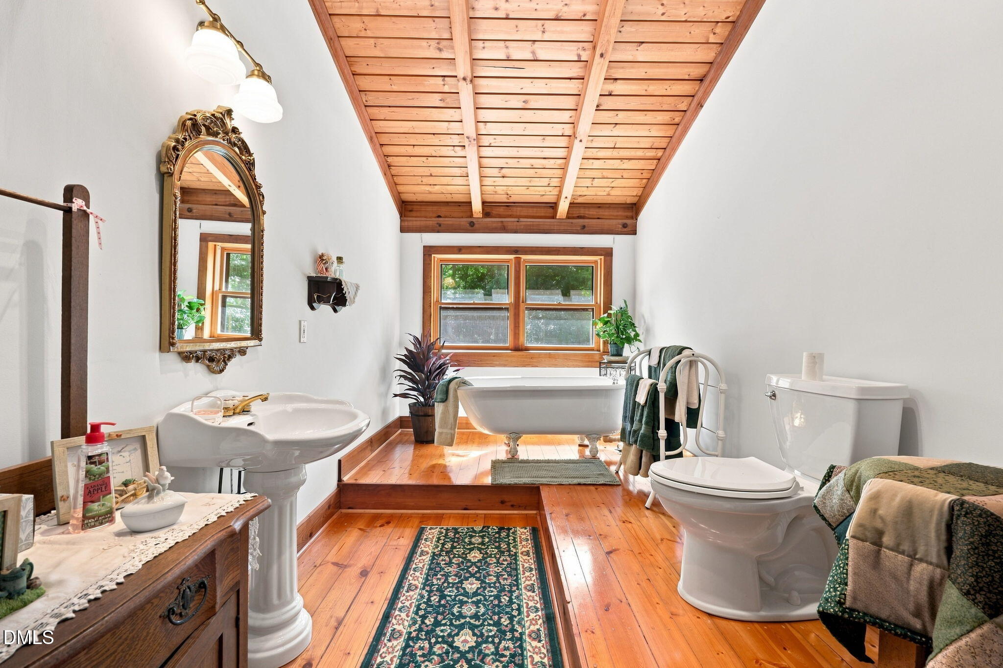 2523 Baptist Road Durham, NC 27703 - Photo 28 of 71 2nd floor bath