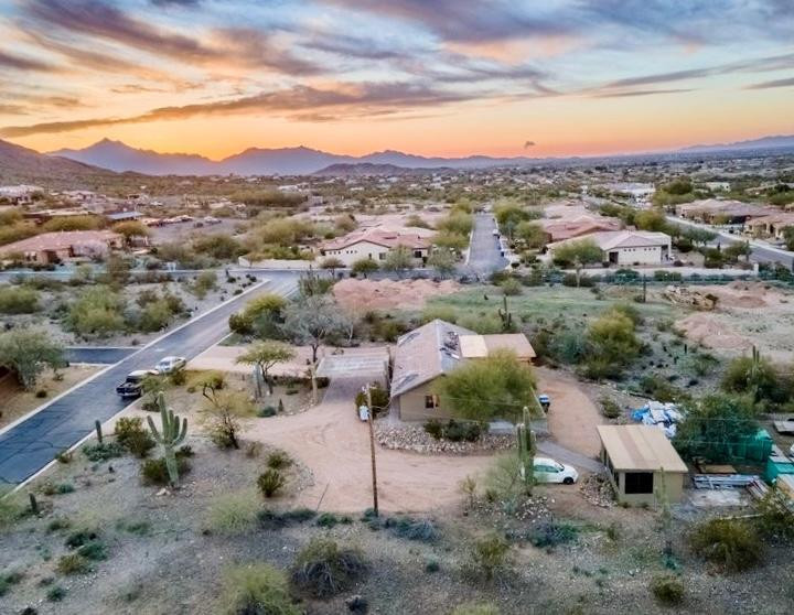 1750 West Pearce Road Phoenix, AZ 85041 - Photo 5 of 44 Photo #5