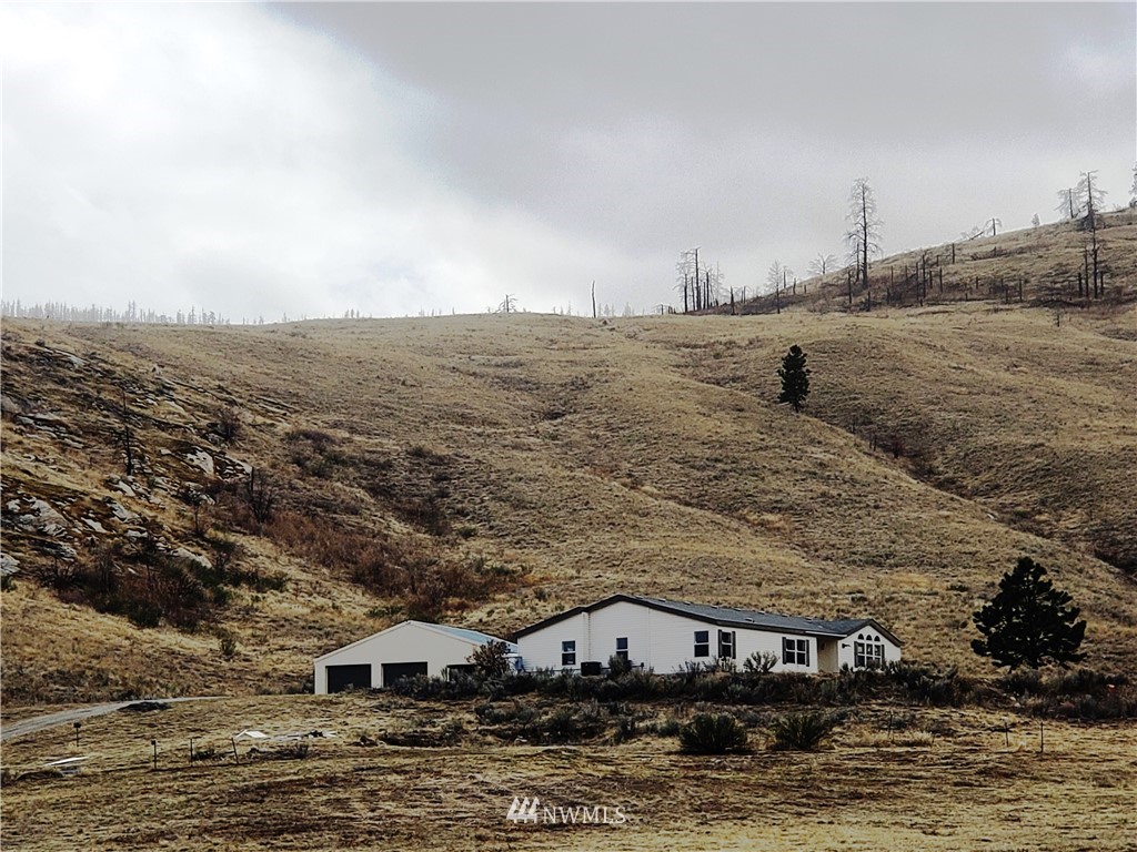 61 5 Mile Road Tonasket, WA 98855 - Photo 1 of 37 Gallery Image 1