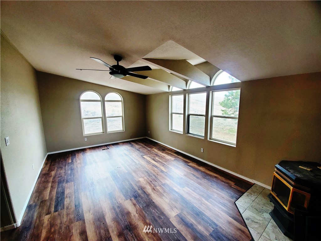 61 5 Mile Road Tonasket, WA 98855 - Photo 11 of 37 Gallery Image 11