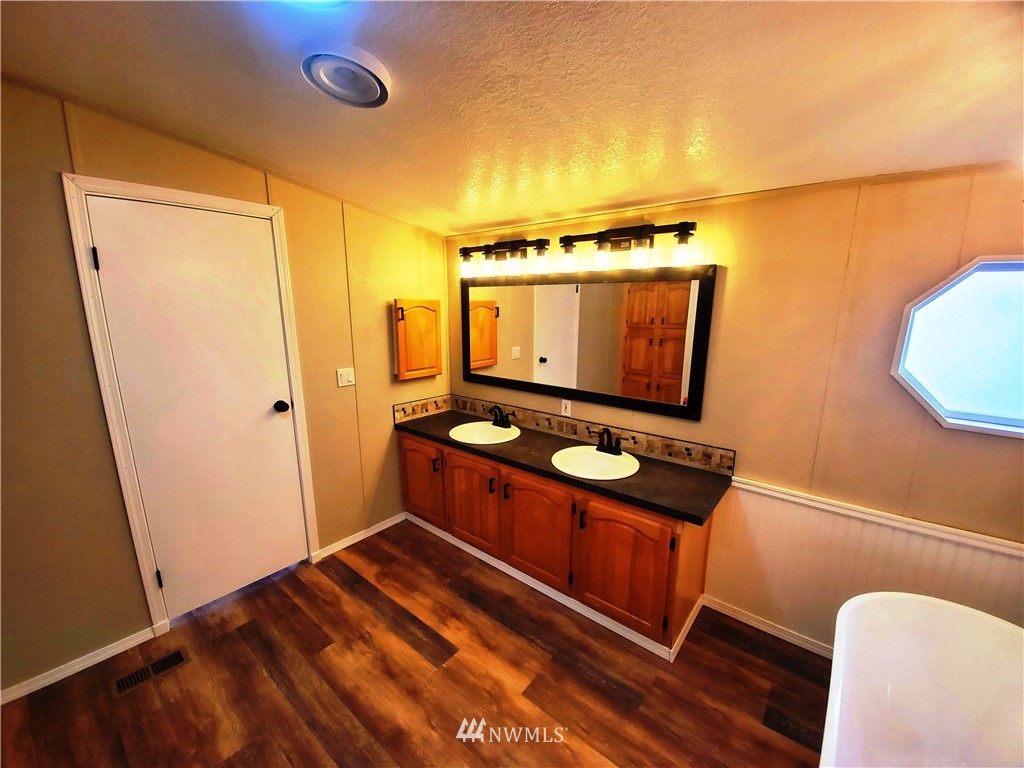 61 5 Mile Road Tonasket, WA 98855 - Photo 24 of 37 Gallery Image 24