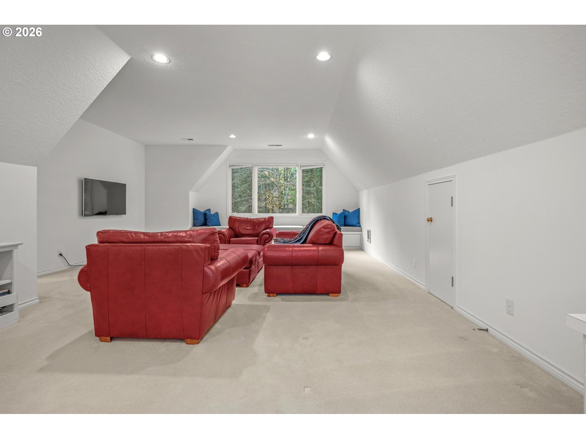 1439 Southwest Highland Road Portland, OR 97221 - Photo 32 of 42