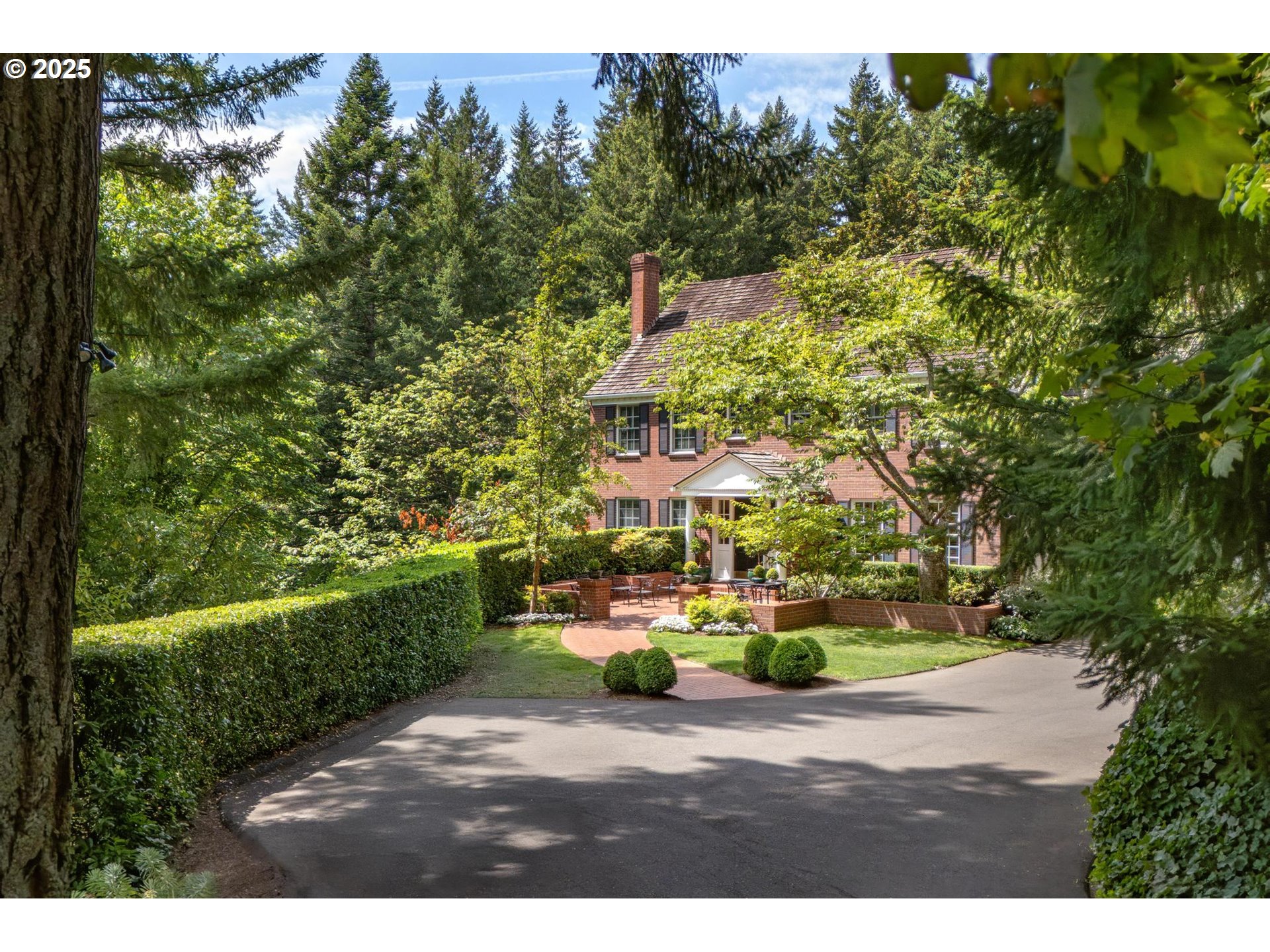 1439 Southwest Highland Road Portland, OR 97221 - Photo 42 of 42