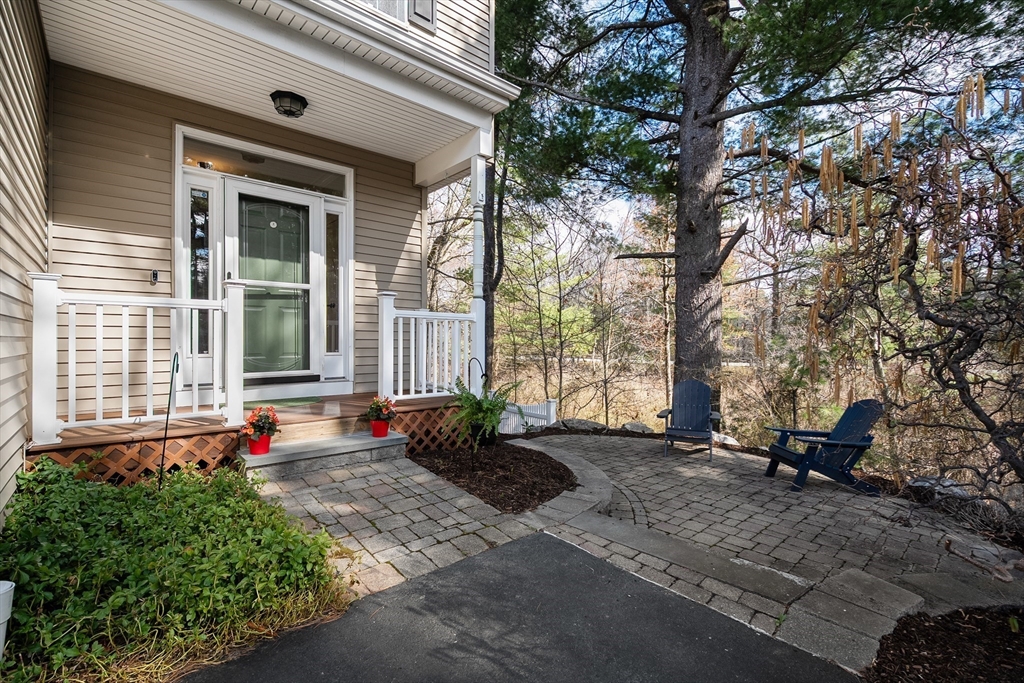 6 Pinewood Road Milford, MA 01757 - Photo 3 of 34 Gallery Image 3
